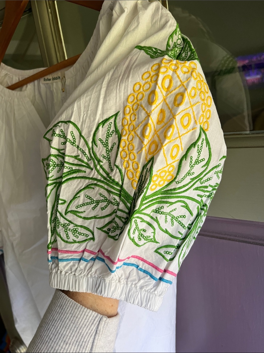 Roller Rabbit Ananas Alianne Top White - Picture 3 of 8